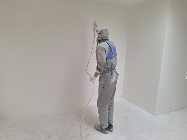 Latex Projexts latex spuitwerken